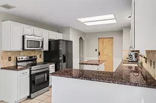 1418 Green Tree Dr, Tomball, TX 77375 - Photo 17