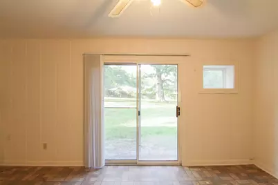 3610 W Davis, Conroe, TX 77304 - Photo 13