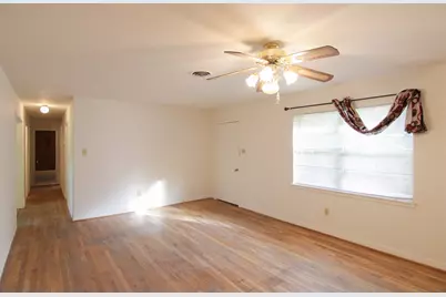 3610 W Davis, Conroe, TX 77304 - Photo 7