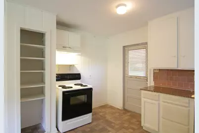 3610 W Davis, Conroe, TX 77304 - Photo 13