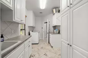 11956 White Oak Crossing, Conroe, TX 77385 - Photo 13