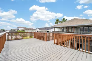 514 Pompano St, Bayou Vista, TX 77563 - Photo 33