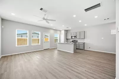 3207 Bayou Garden Trail, Houston, TX 77082 - Photo 3