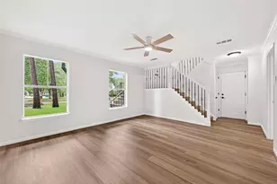 2 Kittiwake Ct, Spring, TX 77380 - Photo 7