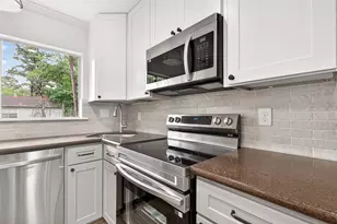 2 Kittiwake Ct, Spring, TX 77380 - Photo 25