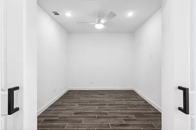 12907 Old Fashion Circle, Mont Belvieu, TX 77535 - Photo 5