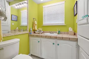 1029 Lady Claire St, Rockport, TX 78382 - Photo 13