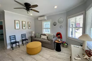 1604 Avenue L, Galveston, TX 77550 - Photo 3