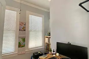 1604 Avenue L, Galveston, TX 77550 - Photo 17