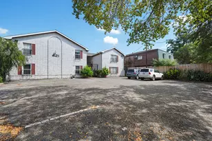 421 Emerson St, Houston, TX 77006 - Photo 15