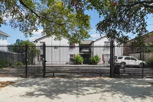 421 Emerson St, Houston, TX 77006 - Photo 13