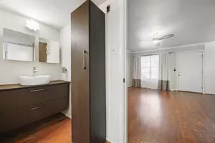 421 Emerson St, Houston, TX 77006 - Photo 9