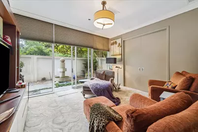 121 N Post Oak Lane #104, Houston, TX 77024 - Photo 13