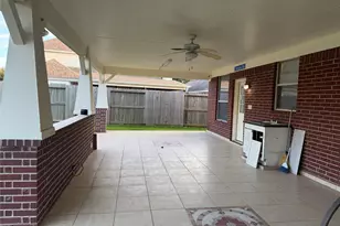 10331 Low Bridge Ln, Sugar Land, TX 77498 - Photo 19