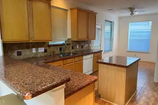 10331 Low Bridge Ln, Sugar Land, TX 77498 - Photo 9