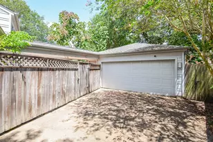 9115 Chesney Downs Dr, Houston, TX 77083 - Photo 41