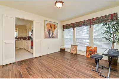 9115 Chesney Downs Drive, Houston, TX 77083 - Photo 9