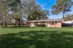 143 Moffett Springs Rd, Huntsville, TX 77320 - Photo 3