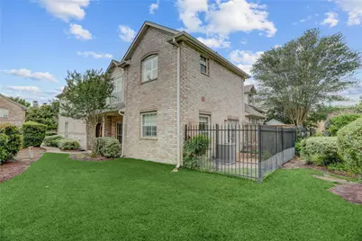 1135 Enclave Square W, Houston, TX 77077 - Photo 27