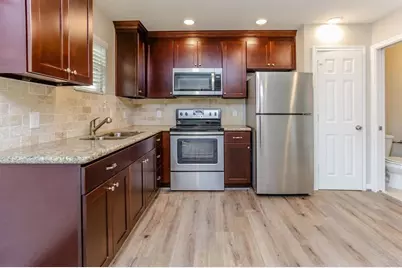 808 W Main Street, Houston, TX 77006 - Photo 25