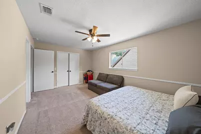 3319 Three Pines Drive, Houston, TX 77339 - Photo 15