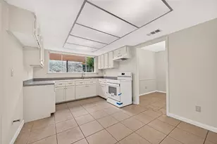 8638 Little River Rd, Houston, TX 77064 - Photo 9