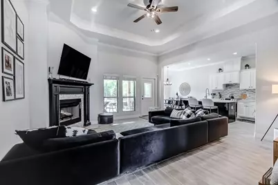 12110 Woodland Drive, Beaumont, TX 77705 - Photo 11