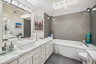818 Olney Oak Dr, Houston, TX 77079 - Photo 17