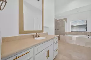 2506 Maxroy St, Houston, TX 77007 - Photo 27