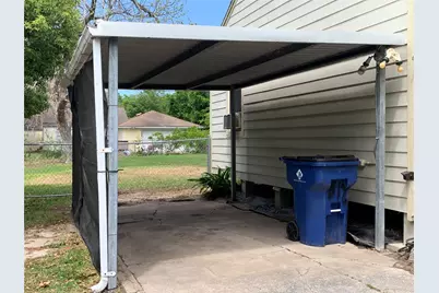 812 17th Avenue N, Texas City, TX 77590 - Photo 15