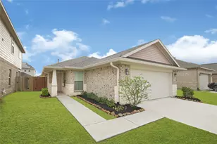 4209 W Bayou Maison Cir, Dickinson, TX 77539 - Photo 1
