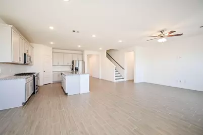 5706 Embracement Lane, Katy, TX 77493 - Photo 11