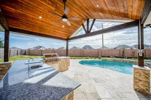 6301 Superior Dr, League City, TX 77573 - Photo 1