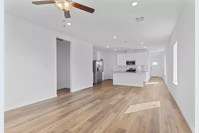 1703 Knox Hill Path, Iowa Colony, TX 77583 - Photo 13
