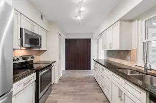 1928 Augusta Dr, Houston, TX 77057 - Photo 15