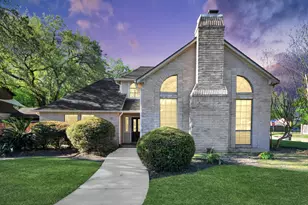 3210 Deer Creek Dr, Sugar Land, TX 77478 - Photo 47