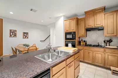 7118 Windwater Parkway N, Houston, TX 77036 - Photo 21