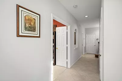 7118 Windwater Parkway N, Houston, TX 77036 - Photo 5