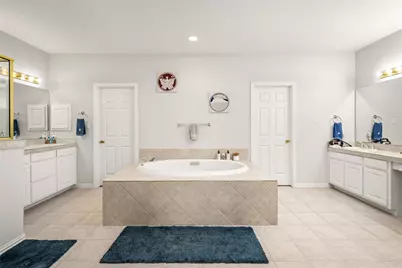 7118 Windwater Parkway N, Houston, TX 77036 - Photo 31