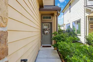 323 Biltmore Loop, Montgomery, TX 77316 - Photo 3