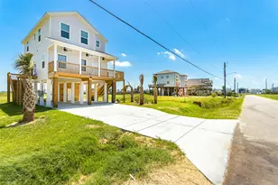 18103 Shaman Dr, Galveston, TX 77554 - Photo 45