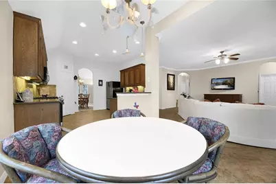 13610 Popes Creek Lane, Houston, TX 77044 - Photo 11