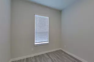9835 Willow Creek Commerce Dr, Tomball, TX 77375 - Photo 9