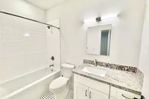 2102 Mechanic St, Galveston, TX 77550 - Photo 11