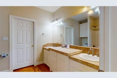 906 Helen Boulevard, Crystal Beach, TX 77650 - Photo 27