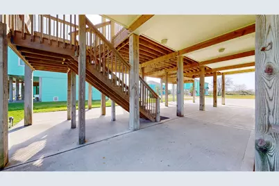 906 Helen Boulevard, Crystal Beach, TX 77650 - Photo 33