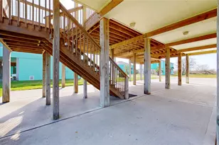 906 Helen Blvd, Crystal Beach, TX 77650 - Photo 33