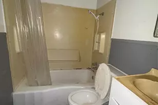 1901 N Avenue G, Freeport, TX 77541 - Photo 7