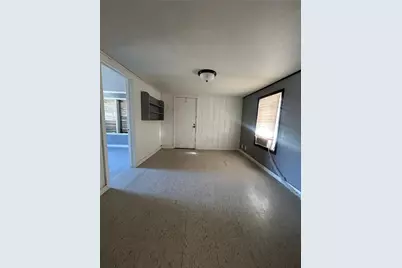 1901 N Avenue G Unit 1, Freeport, TX 77541 - Photo 3