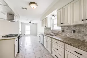 197 County Rd 6768, Dayton, TX 77535 - Photo 11